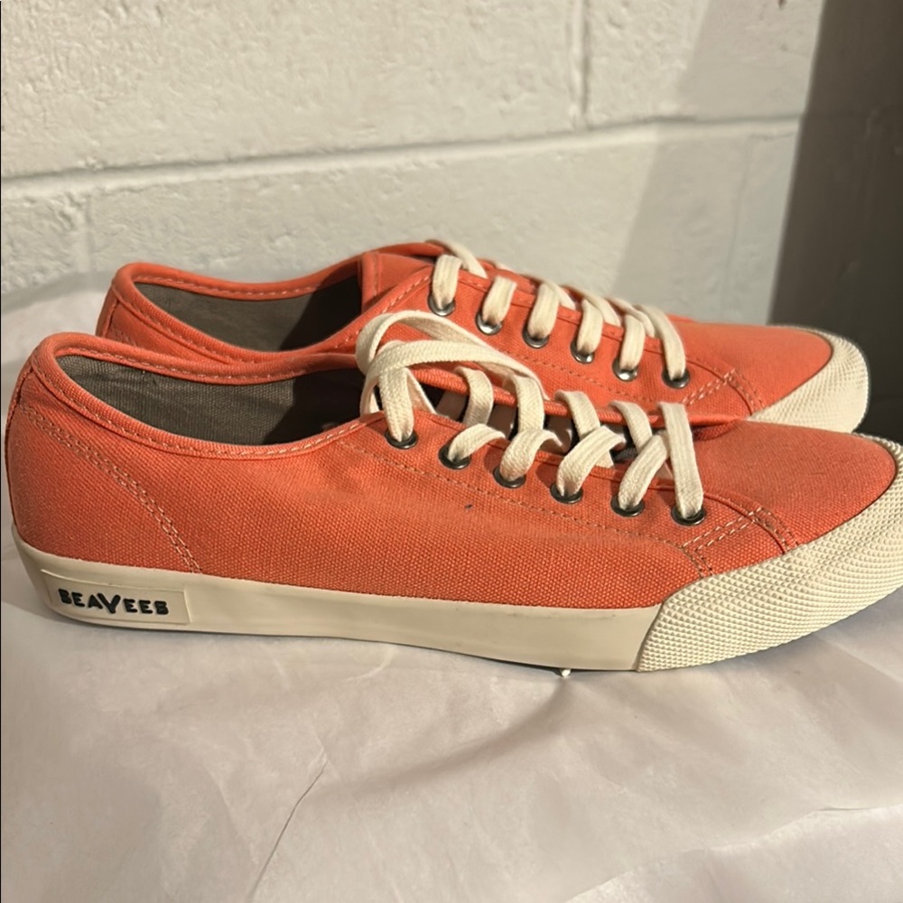 NWOT SeaVees coral Canvas Sneakers Low-Top